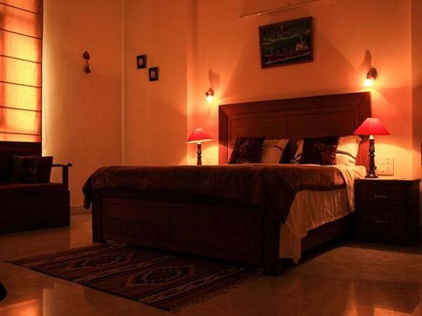 TG Stays Saket, New Delhi 3